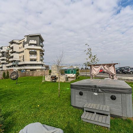 Zen Apartments Brasov Luaran gambar