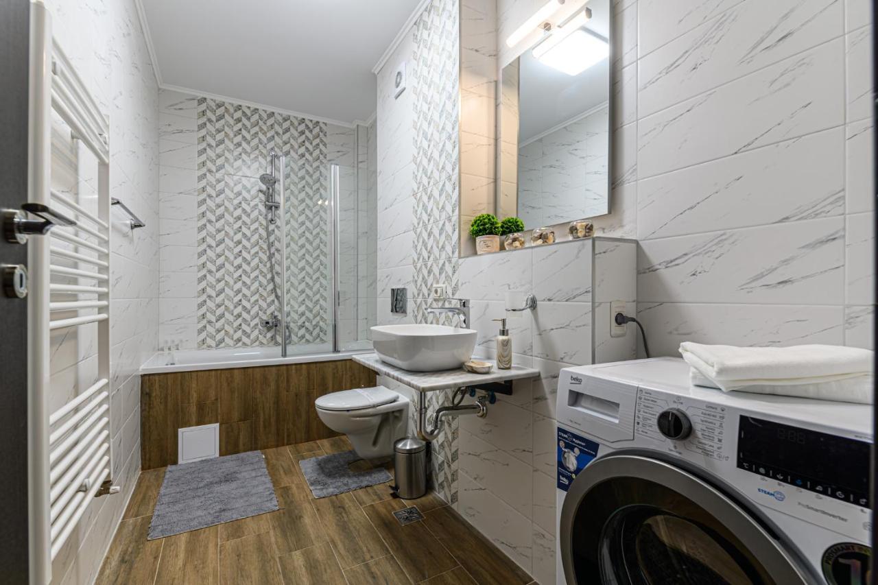 Zen Apartments Brasov Luaran gambar