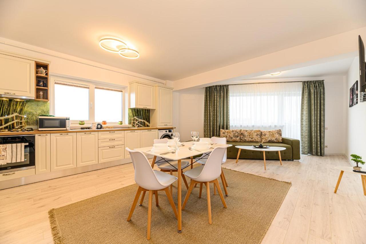 Zen Apartments Brasov Luaran gambar