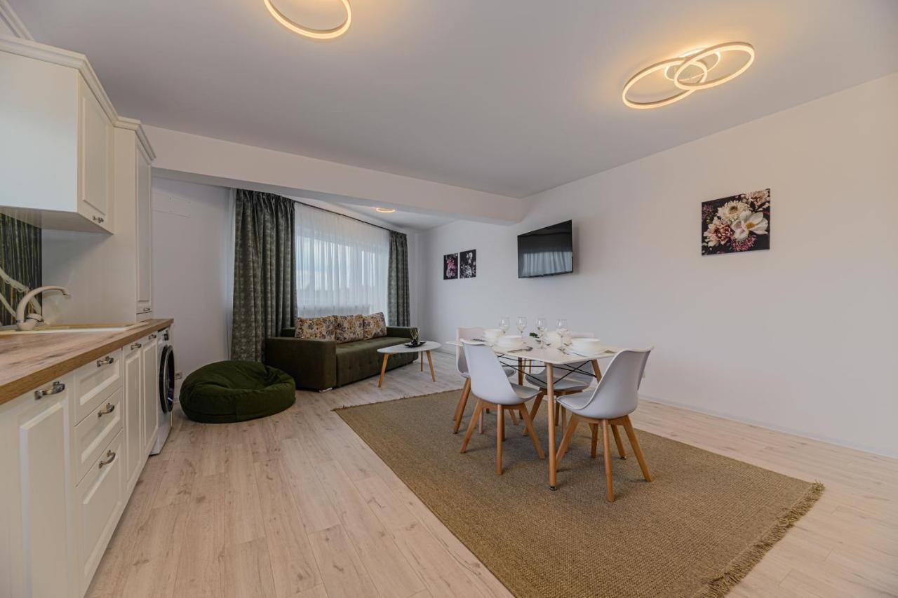 Zen Apartments Brasov Luaran gambar