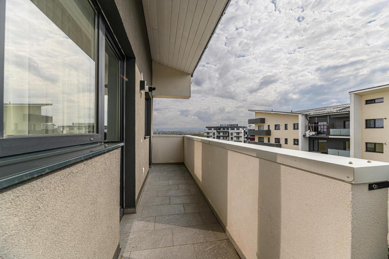 Zen Apartments Brasov Luaran gambar